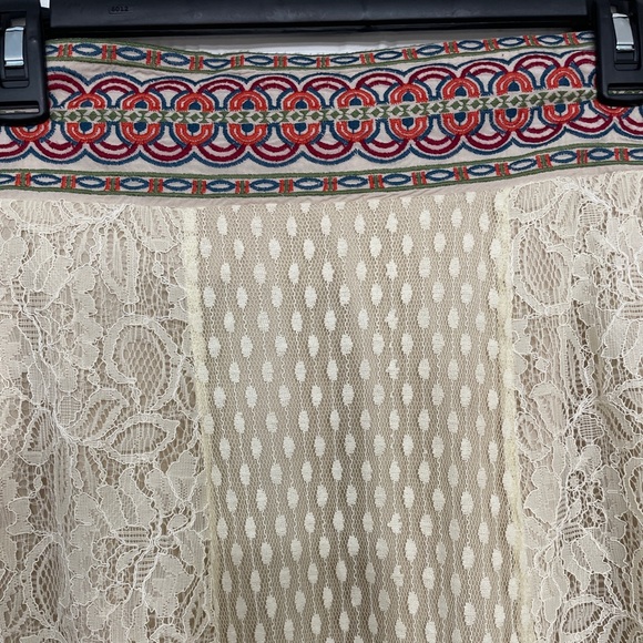 Flying Tomato Small Skirt Lace Boho Peasant Elastic Waist Flowy Panel Sharkbite - Picture 2 of 10